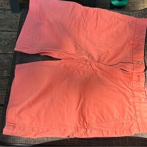 Vineyard Vines shorts